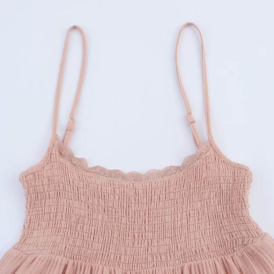 Lace slim fit short skirt dress