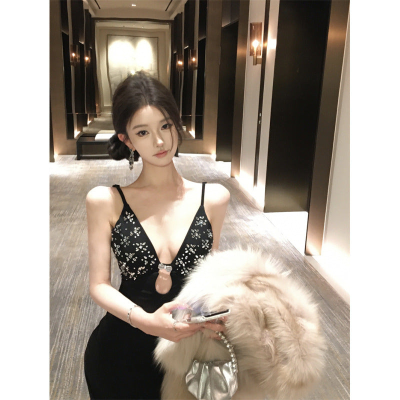 Spicy Girl Dress with Rhinestone Metal Accessories Long Length Off-the-Shoulder Bandage Fitted Halter Dress