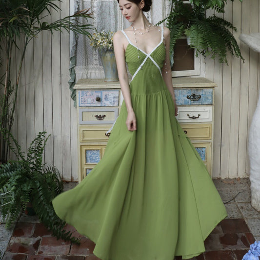 French Fresh Elegant Green V-neck Dress with Strapless Design