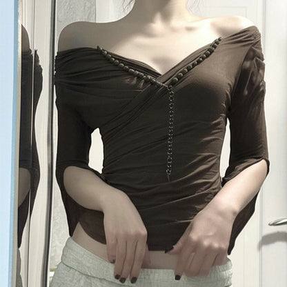 Slim fit V-neck pleated long sleeved T-shirt