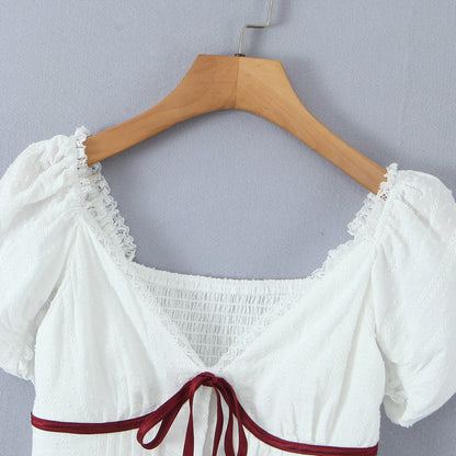 Lace V-neck waist cinched bubble sleeve shirt