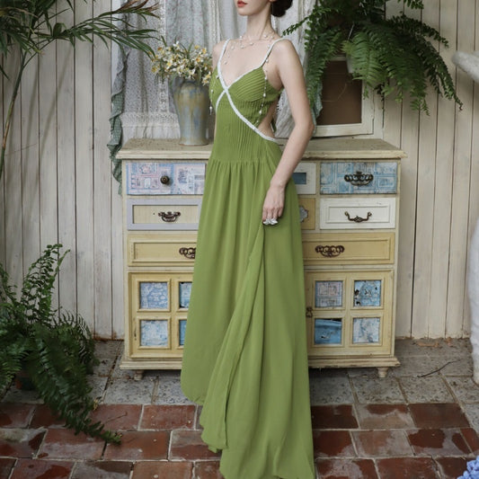 French Fresh Elegant Green V-neck Dress with Strapless Design