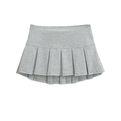 Pleated short skirt and half skirt