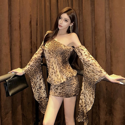 Leopard print sexy slanted shoulder single shoulder trumpet long sleeved slim fit spicy girl dress for women