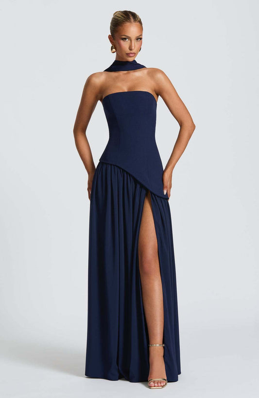Women's  Slit Dress Fashionable Sexy Backless High Slit Long Dress