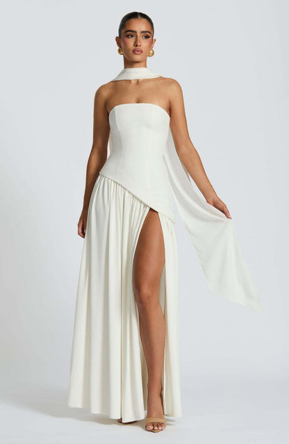 Women's  Slit Dress Fashionable Sexy Backless High Slit Long Dress